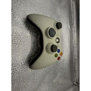 White OEM Microsoft Xbox 360 Wireless Controller